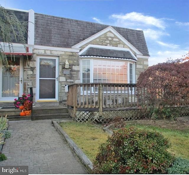 1st image of 8529 Summerdale Ave
