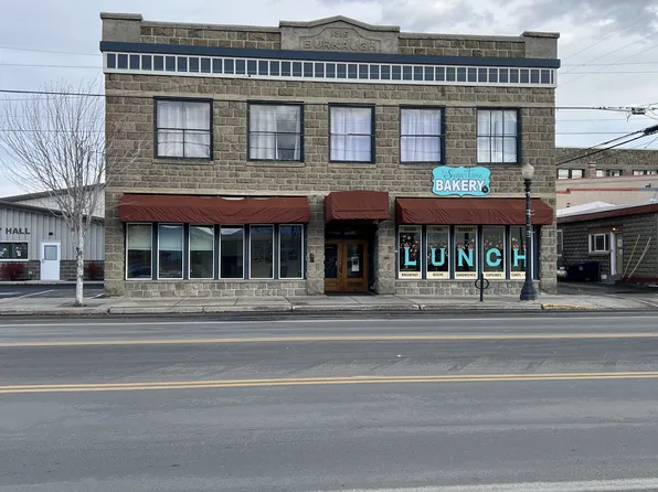 107 N River St #E, Enterprise, OR 97828