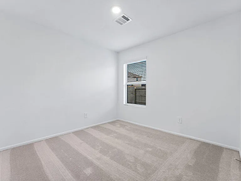 318 Harbor Bend Ct — Photo 13