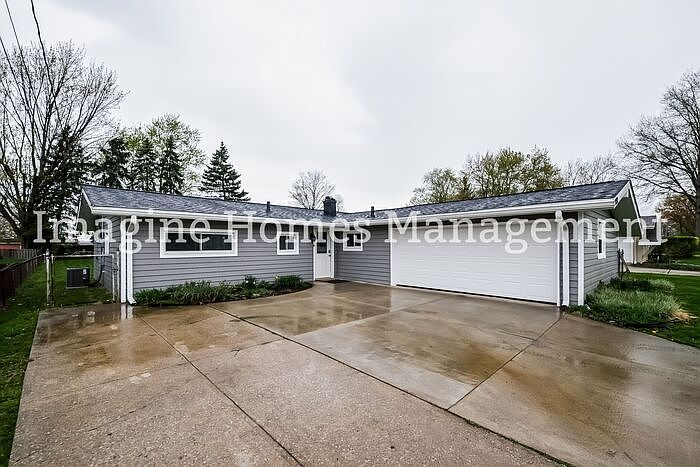 1st image of 9192 Milford Dr