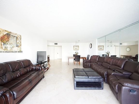 3rd image of 3800 S Ocean Dr APT 614