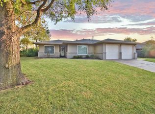 8 South Ave, Edmond, OK 73013