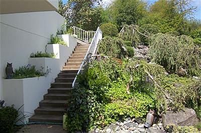 5th image of 9109 N Harborview Dr