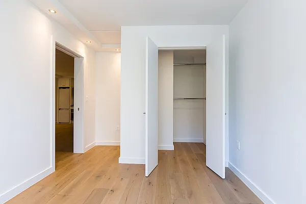 Rented by Nooklyn NYC LLC | media 9