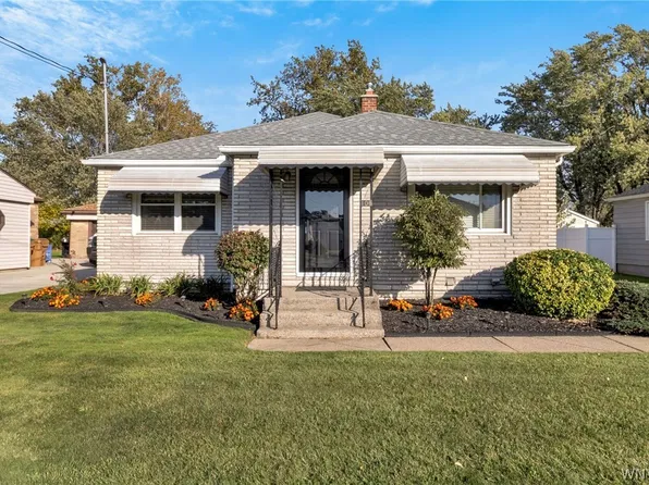 105 Rossler Ave, Cheektowaga, NY 14206