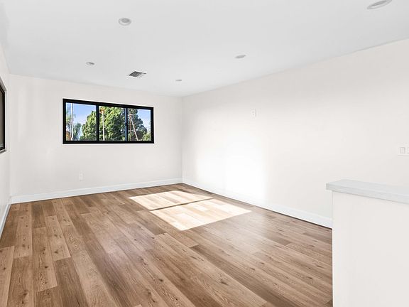 2nd image of 1644 Cielito Dr