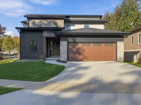 1722 Sawtooth Ln, Madison, WI 53719