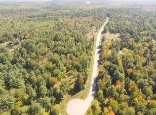 2 Graystone Dr, Hampden, ME 04444