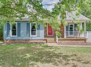 992 Beech Bend Dr, Nashville, TN 37221