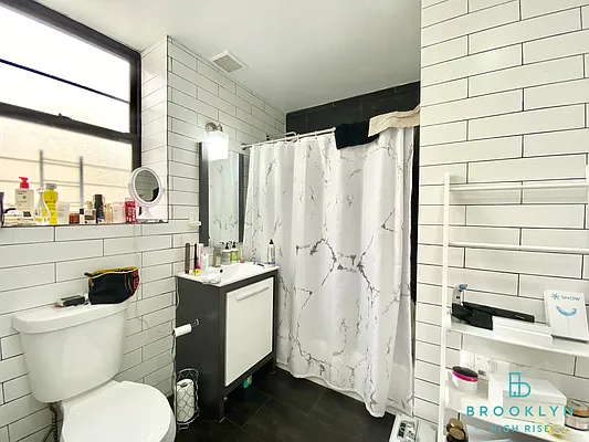 Rented by Brooklyn High Rise LLC | media 9