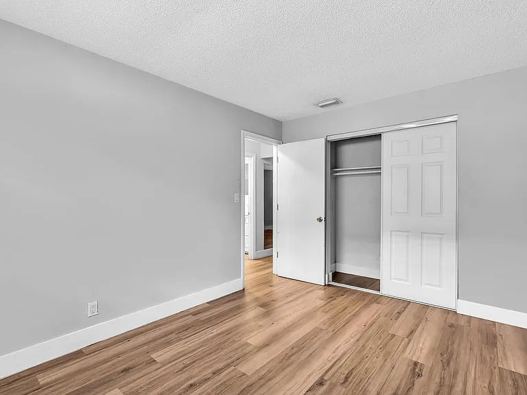 232 SE 9th Ave #2 — Photo 19
