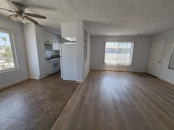 4th image of 3726 Madison Ave #5