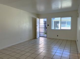 571 W 4th St #2, San Pedro, CA 90731