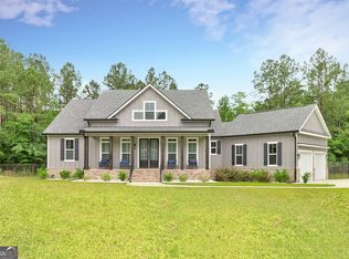 225 Dean Dr, Guyton, GA 31312