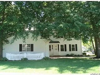 29555 Lisaview Dr photo 1