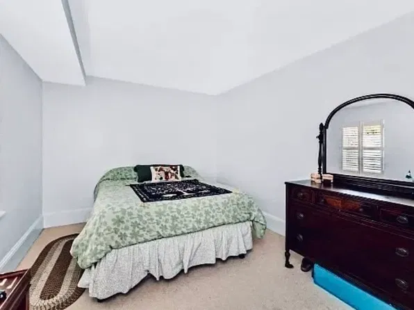 (undisclosed Address), East Providence, RI 02914