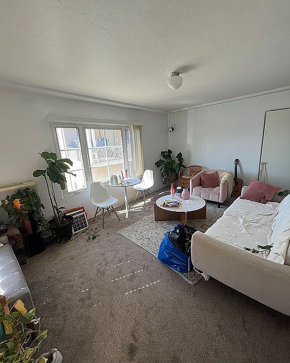 1st image of 2149-59 Albatross St