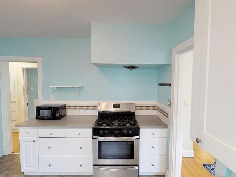 1738 SE 38th Ave — Photo 9
