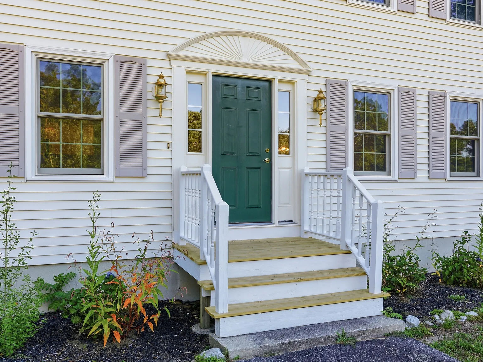 3 bed, 2.5 bath, 1764 sqft, $3,500 — Photo 4