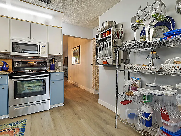 8071 SE Villa Cir — Photo 13