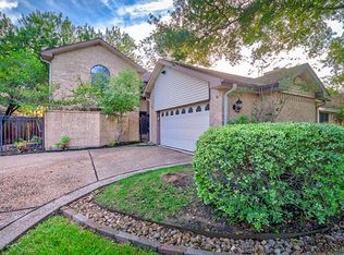12631 Ashford Chase Dr, Houston, TX 77082