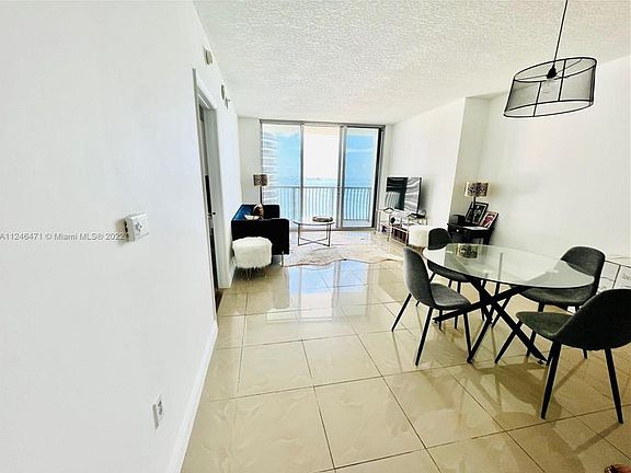 2nd image of 1750 N Bayshore Dr APT 4203