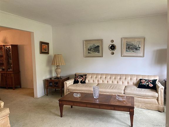 4th image of 16 Upper Drive