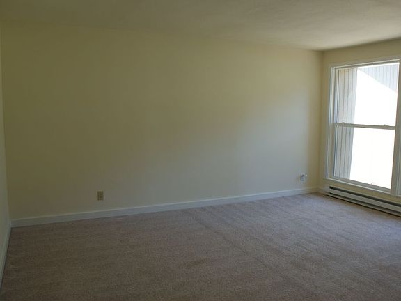 2nd image of 5816 66th Ave NE