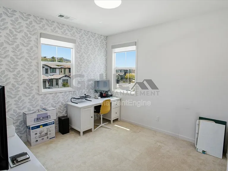 17952 Spire Ct — Photo 25