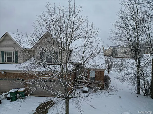 42759 Leon Dr #155, Van Buren Township, MI 48111