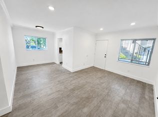 1949 NE 172nd St #8, Miami, FL 33162