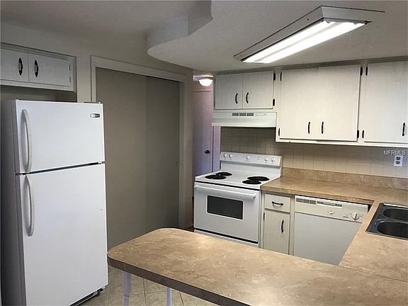 2nd image of 12203 Silk Oak Ln
