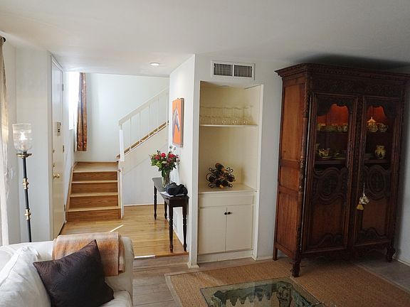 3rd image of 5644 Etiwanda Ave Unit 8
