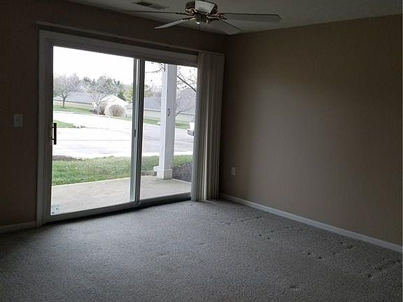 3rd image of 6561 Brigham Sq APT 1