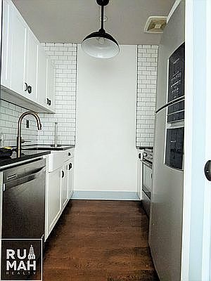 3rd image of 284 Herkimer St #2E