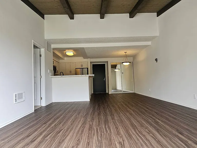 The Terrace Apartments — Photo 41