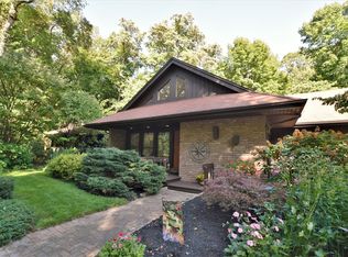 140 Superior Rd, Rochester, NY 14625