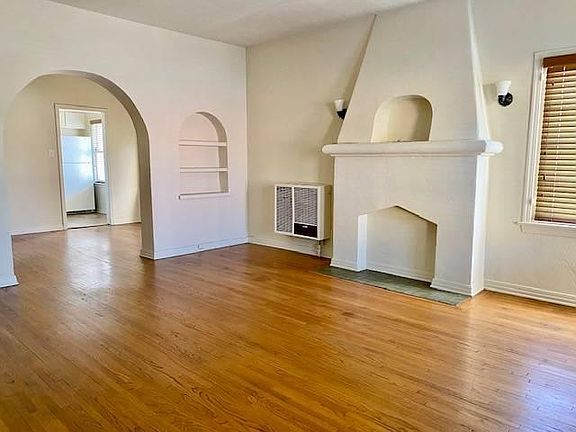 4th image of 714 N Avenue 57