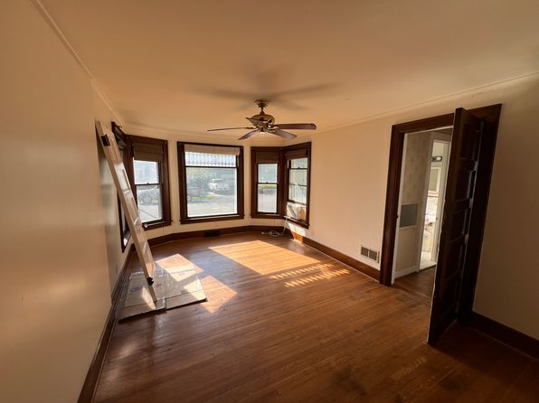 47 Maple Ave APT 4, Hamburg, NY 14075
