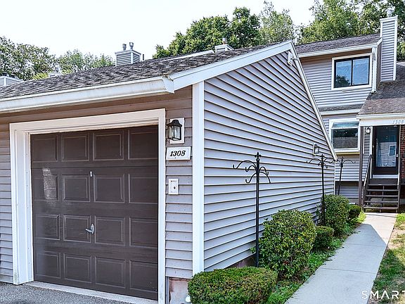 4th image of 1308 Mill Pond Drive #1308