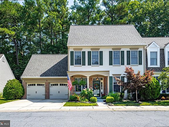 3rd image of 28413 Pinehurst Cir