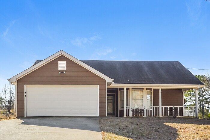 1st image of 135 Branchwood Dr