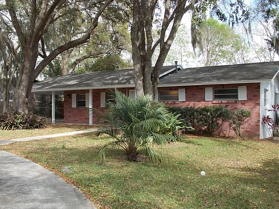 2nd image of 721 SE 32nd Ave