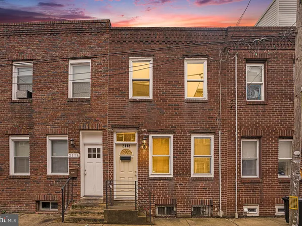 2118 Sears St, Philadelphia, PA 19146