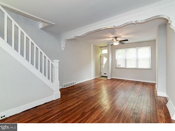 4th image of 1814 S Rosewood St