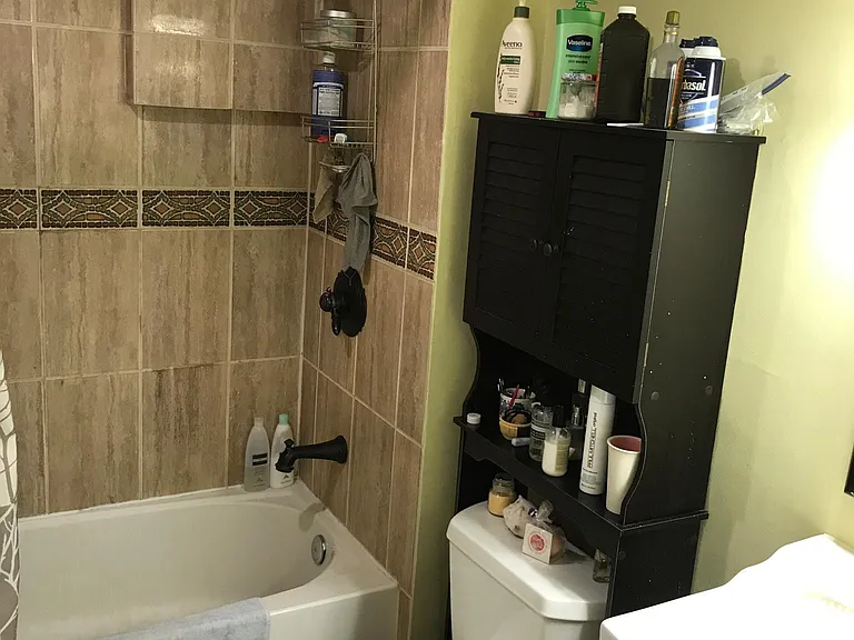 1425 Allison St NW #D — Photo 16
