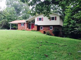 1524 Pepperidge Rd, Asheboro, NC 27205