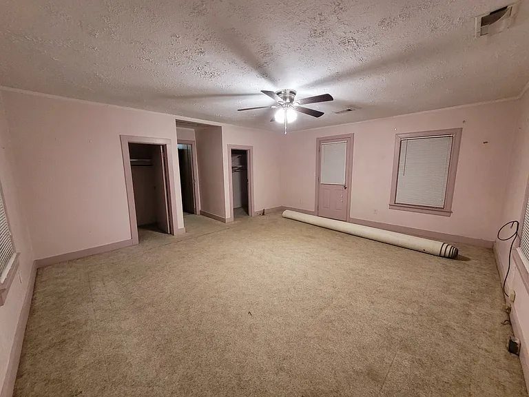 4355 Martin Ln — Photo 4