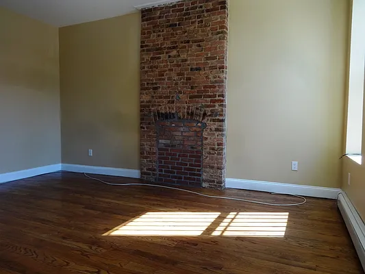 Rented by Blue Egg Realty Corp | media 26