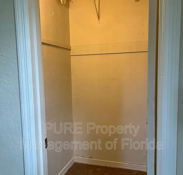 2205 NE 14th Ave — Photo 24